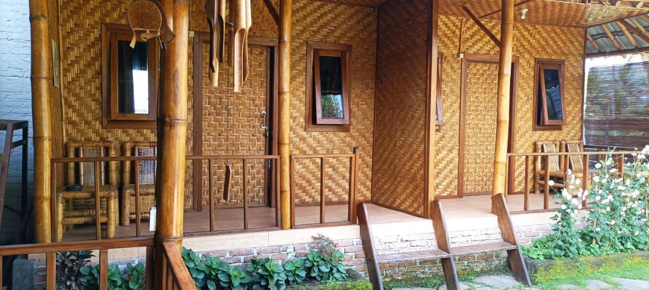 טטבאטו Mysha Guest House-Lombok מראה חיצוני תמונה